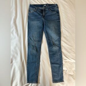 Old Navy Built In Sculpt Rockstar Super Skinny Jeans